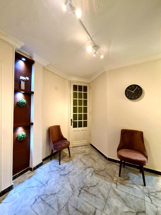 Hyat Suite & Private Rooms Hotel